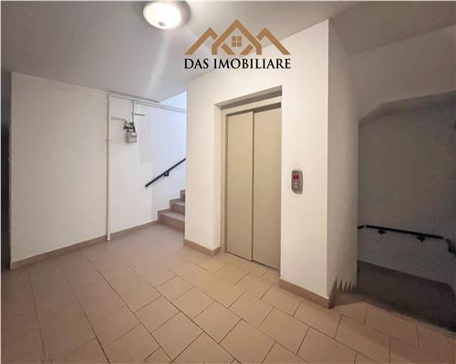 Apartament 3 camere, bloc nou , etaj intermediar , str. Republicii