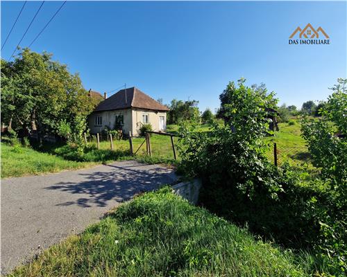 Casa veche cu teren de 59 ari, intravilan, Ilba  ( 20 km de Baia  Mare)