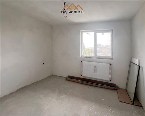 Apartament semifinisat, etaj 4 plus mansarda, in centrul orasului Baia Mare