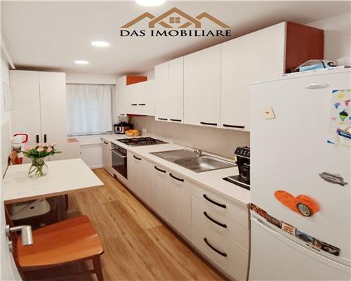 Apartament cu 3 camere , parter zona centrala, str. Nicolae Iorga