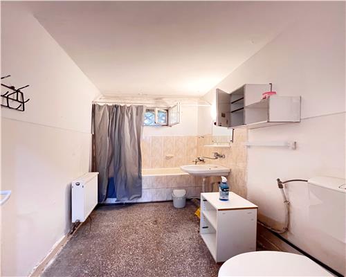 Apartament 2 camere, etaj 4 , Independentei