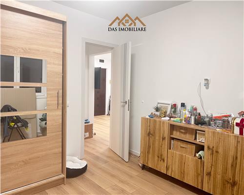 Apartament 3 camere , etaj 9 din 10, lift nou