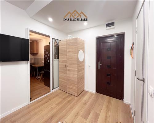 Apartament 3 camere , etaj 9 din 10, lift nou