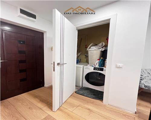 Apartament 3 camere , etaj 9 din 10, lift nou