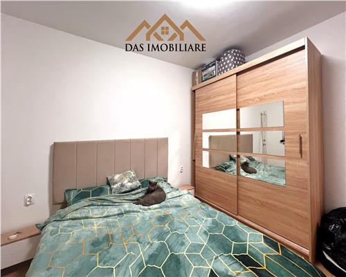 Apartament 3 camere , etaj 9 din 10, lift nou