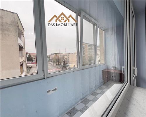 Apartament 2 camere de inchiriat, zona Pressco