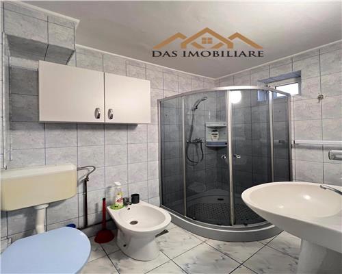 Apartament 2 camere de inchiriat, zona Pressco